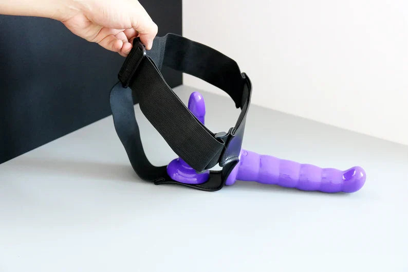 Double pleasure, Double Dildo Strap on Sirr