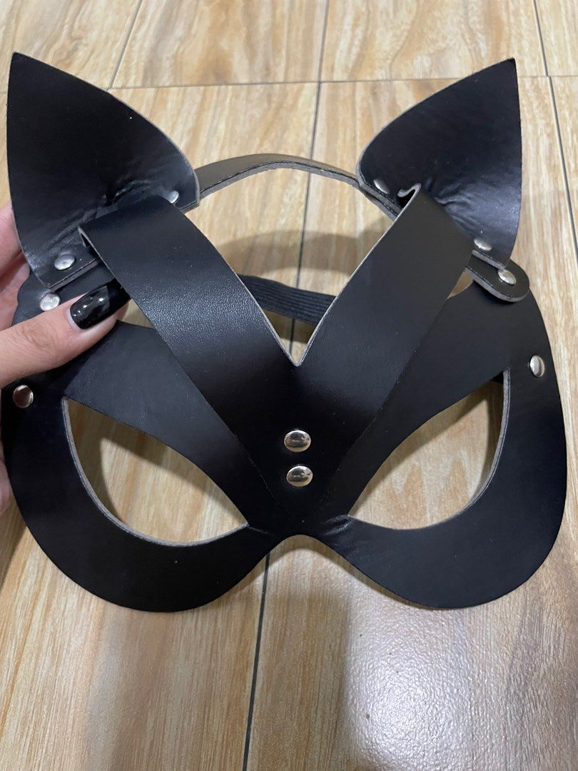 Sophie Leather Mask